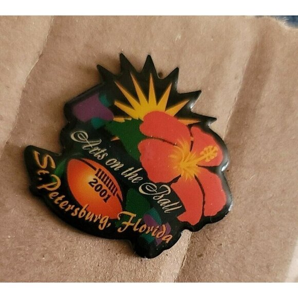 Arts on the ball 2001 St Petersburg Fl Lapel Pin ( p103 - Picture 1 of 4